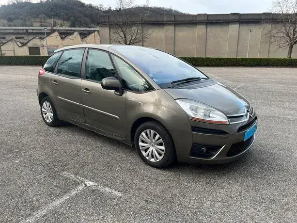 Citroën - C4 Picasso 1.6 blue HDI exclusif (1)