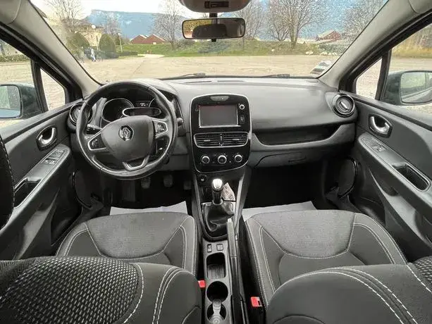 Renault - Clio IV 0.9 TCE 90 (2)